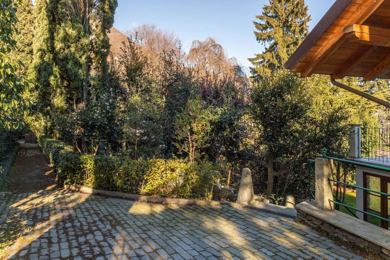 La Camelia D'Oro Apartman Oggebio Kültér fotó