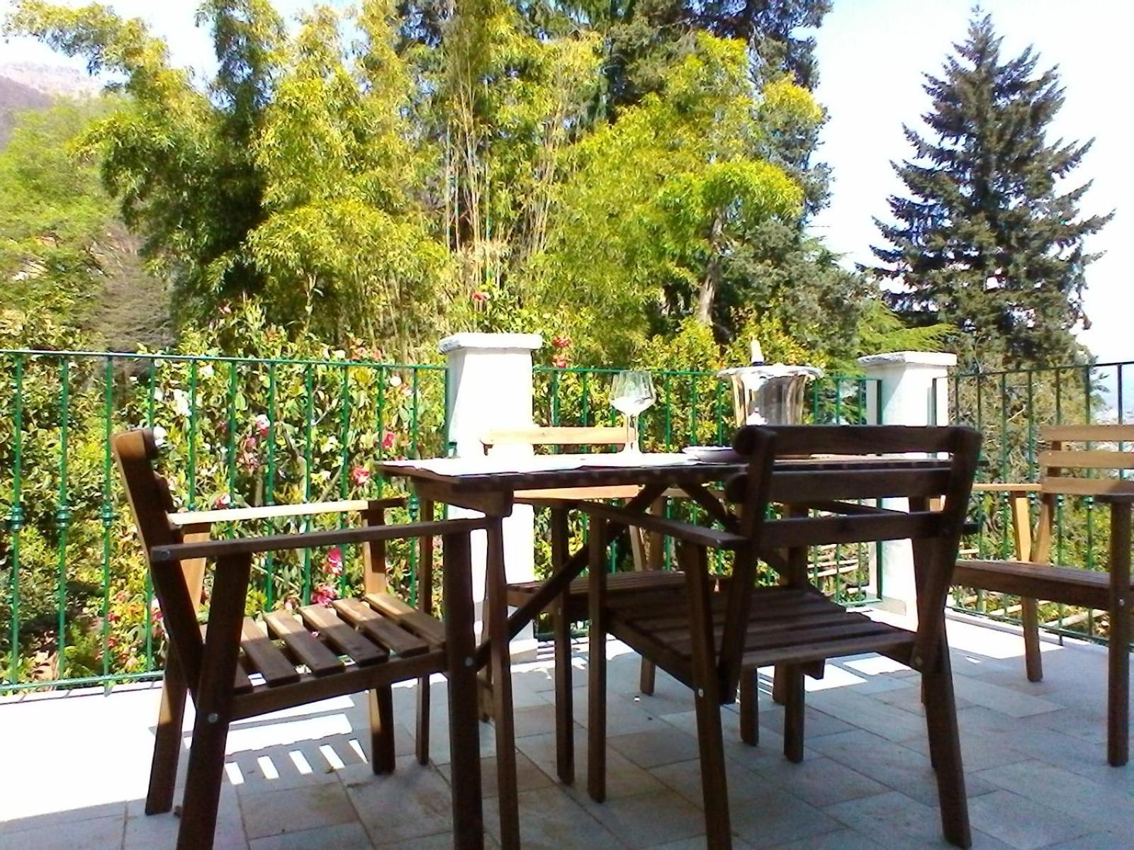 La Camelia D'Oro Apartman Oggebio Kültér fotó