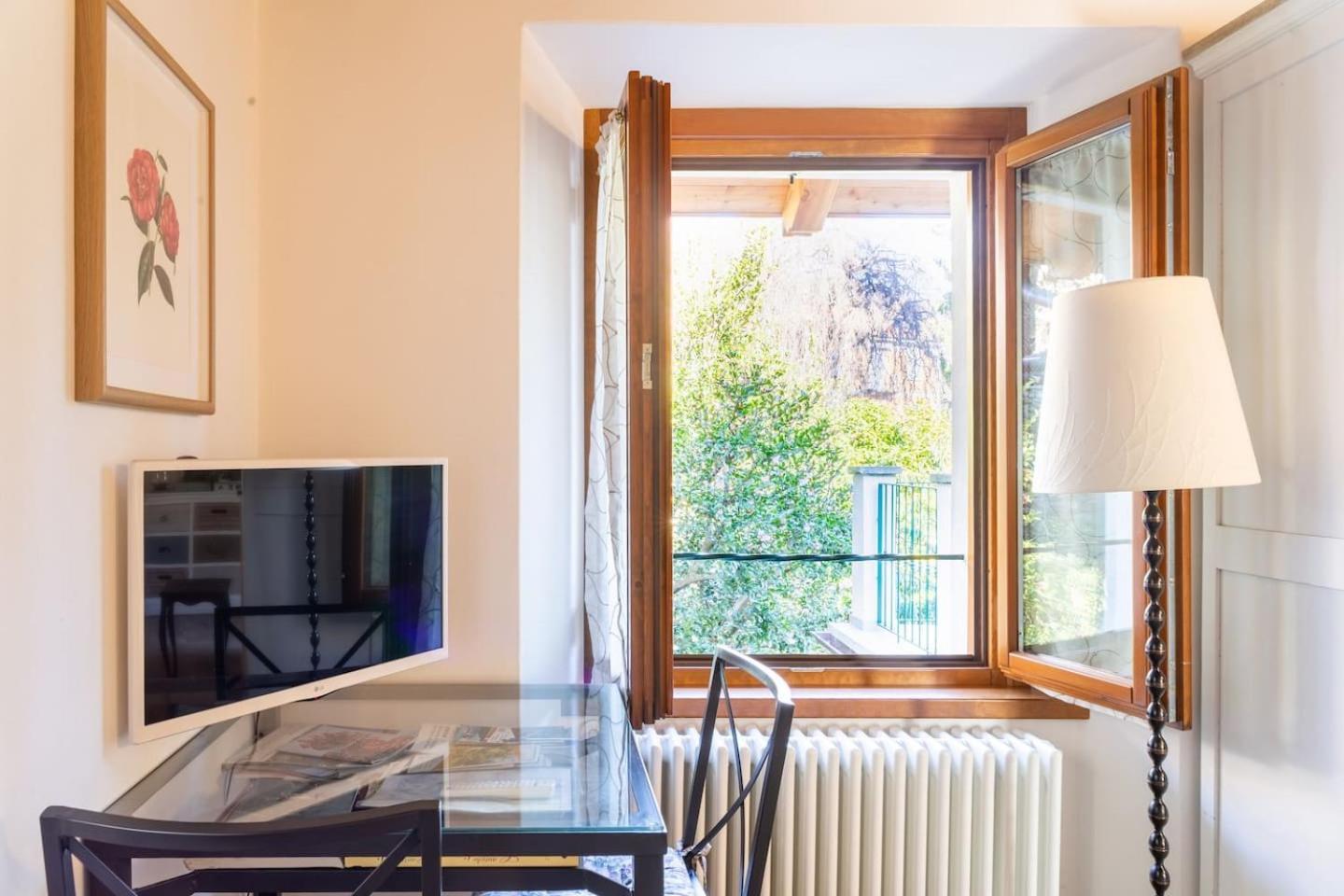 La Camelia D'Oro Apartman Oggebio Kültér fotó